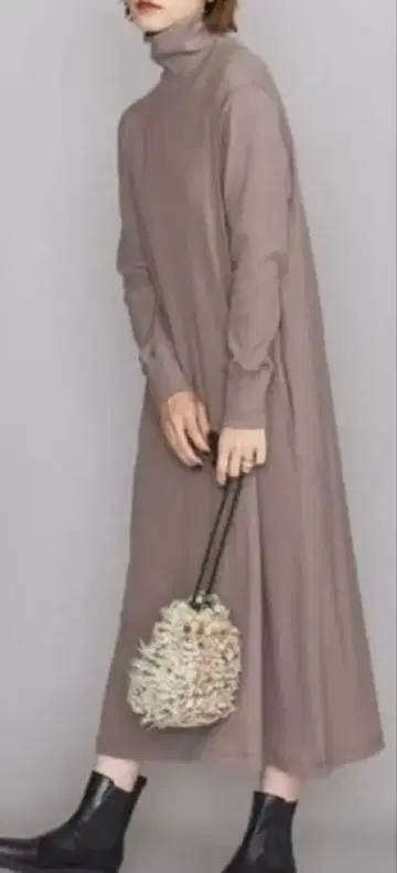 Beauty&youth 코튼 원피스 브라운 니트 터틀넥