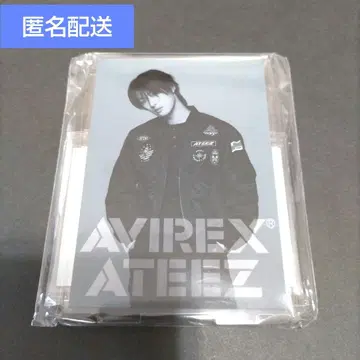 ATEEZ x AVIREX 민기 아크릴 스탠드
