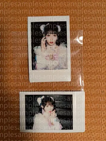유리냐 폴라로이드 사진 2장 세트
