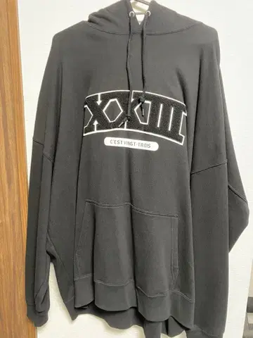 [ 새상품 ] XXIII 세바투아 블랙 후드티