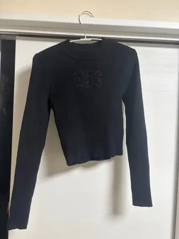 GYDA 원포인트 니트