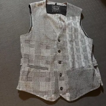 JACKETT 체크 무늬 베스트 이탈리아제