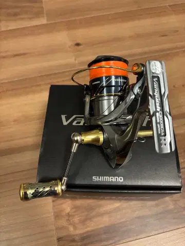 [ 새상품급 ] 시마노 뱅퀴시 C2000 HGS