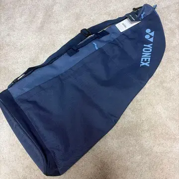 오늘만 가격 인하 중입니다. YONEX 라켓 백 네이비 블루