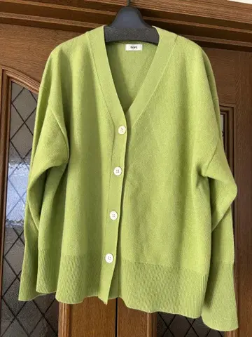 [ 택 포함 새상품 ] 로페 ROPE 울 V넥 가디건 캐시미어 블렌드