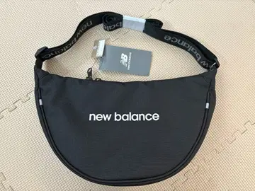 뉴발란스 숄더백 블랙