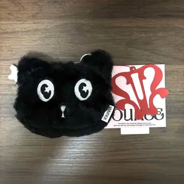 범규 착용 YOUHEE FLUFFY CAT POUCH KEYRING