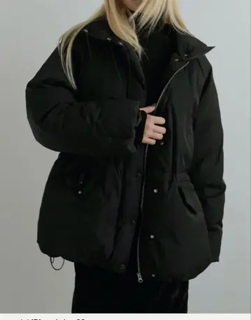 anuke 앙누크 스탠드 카라 다운 코트 사이즈 38 블랙