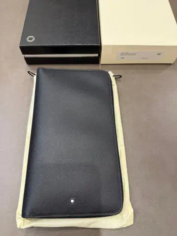 몽블랑 (Montblanc) 사토리얼 컬렉션 트래블 월렛 블랙