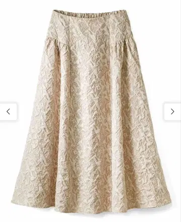 IEDIT[이디트] 추상 패턴의 부클 자카드 플레어 스커트