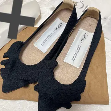 오펜 프릴 펌프스 36