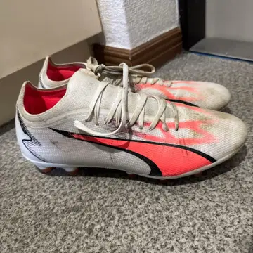 PUMA 축구화 화이트/핑크