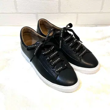 새상품 MACKINTOSH LONDON 23cm 블랙 스니커즈
