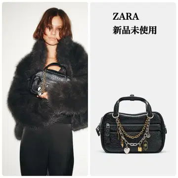 완판템 ZARA 참 디테일 블랙 백 택 포함 새상품