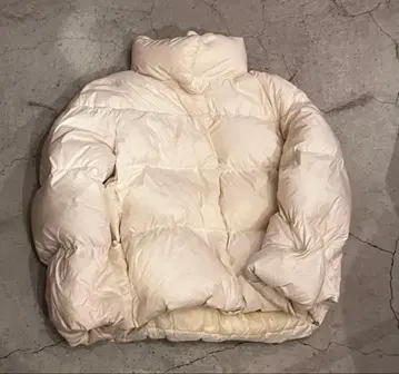 유니클로 울트라 라이트 다운 사이즈 XS