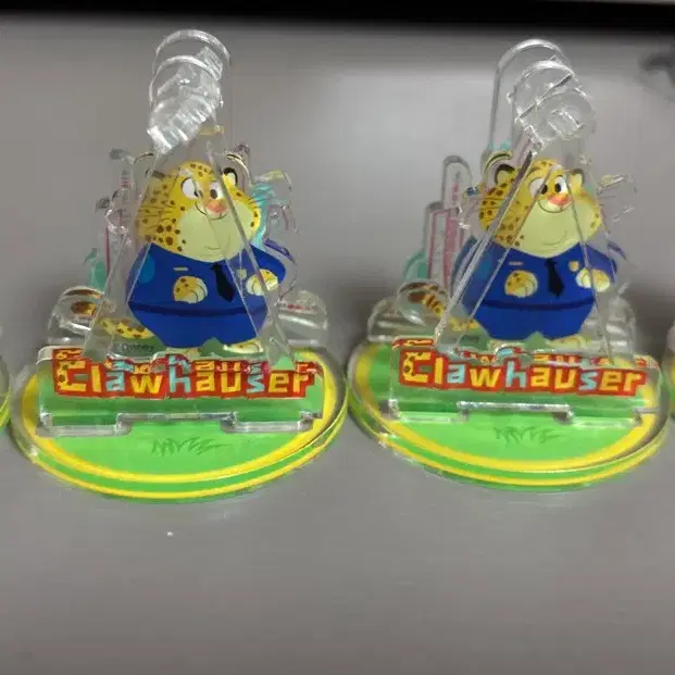 주토피아 클로하우저 아크릴 스탠드