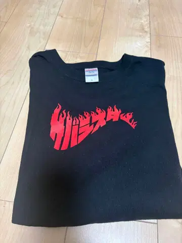 사바 시스터 파이어 로고 T셔츠 XL