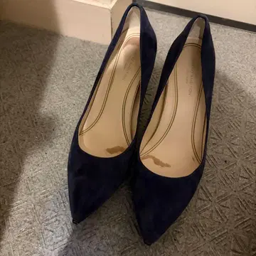 콜한 펌프스 네이비 7.5