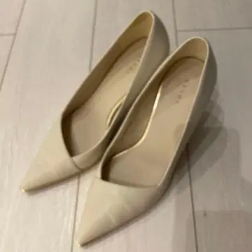 RANADA 아이보리 스틸레토 하이힐 30