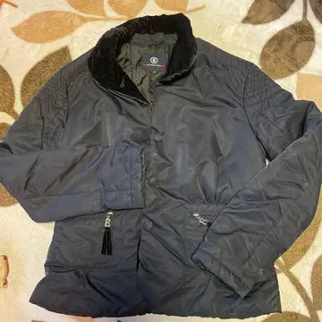 BOGNER JEANS 네이비 다운 자켓 38