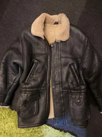 무스탕 가죽 자켓