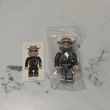 BE@RBRICK SERIES 51 MR. BRAINWASH 시크릿