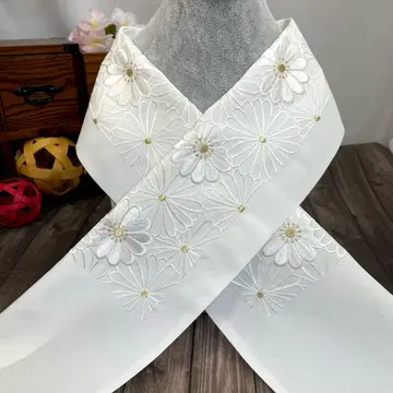 예복 등에 국화겹침의 화려한 자수 장식용 깃 일본제 새상품