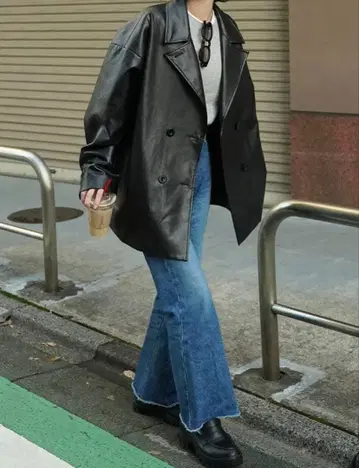 택 포함 미사용 새상품 Discoat 인조 가죽 테일러드 자켓 블랙