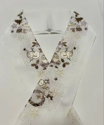 장식용 깃 반에리 크리스마스 패턴 자수 화이트 브라운 베이지 금 은