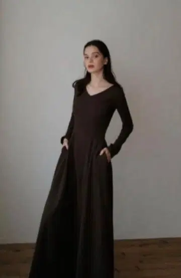 메종 셀론 v 실루엣 드레스