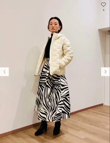 PLST 제브라 패턴 볼륨 턱 플레어 스커트