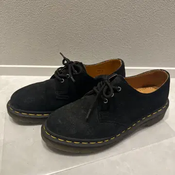 Dr.Martens / 블랙 스웨이드 레이스업 슈즈