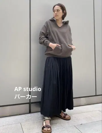 AP studio 카키 후드 부착 후드티