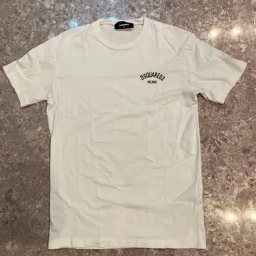 DSQUARED2 화이트 T셔츠 M