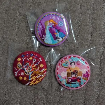 Disney Characters 자수 캔뱃지 비스킷 2