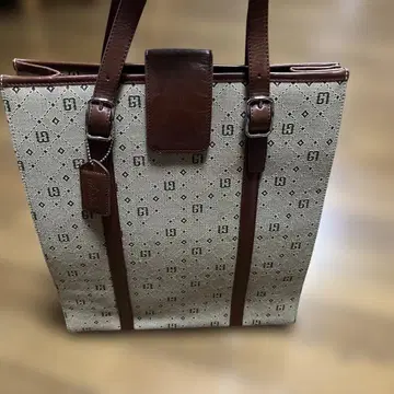 [ 미사용 ] Marelli donna 이탈리아제 토트백 세로 모노그램