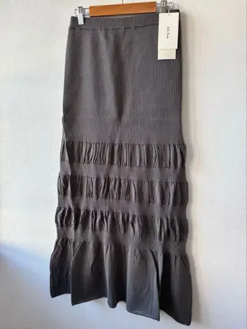 [ 택 포함 새상품 ] 미라 오웬 시어 니트 패브릭 스커트