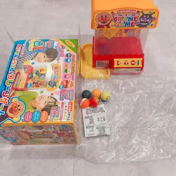 호빵맨 뽑기 게임 캡슐 굴러가