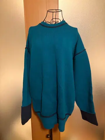 [ 가격 인하!! ] AZUL BY MOSSY 파랑 긴팔 니트