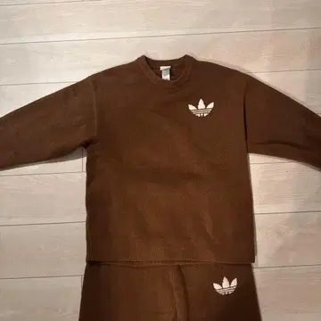 adidas 브라운 맨투맨 세트 XS