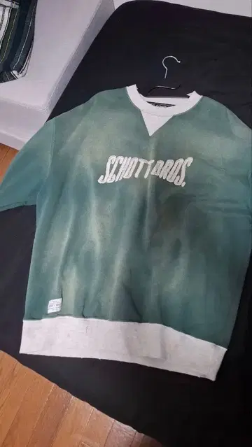 SCHOTT BROS. 그린 로고 맨투맨