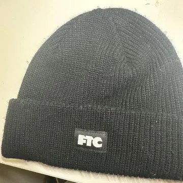 FTC 블랙 니트 모자