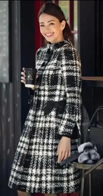 엠즈 그레이시 코트