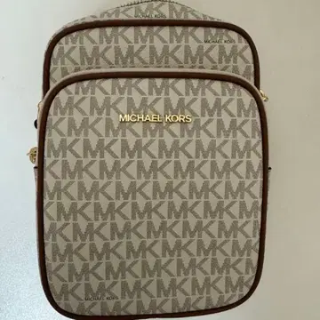 MICHEAL KORS 백