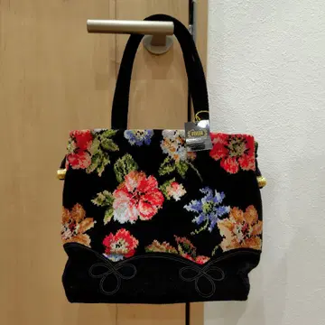 페이러 꽃무늬 핸드백 블랙