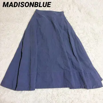 매디슨 블루 백 새틴 맥시 플레어 롱 스커트 네이비 군청색