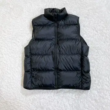 유니클로 울트라 라이트 다운 베스트 와이드 퀼트 풀 집업 블랙 L