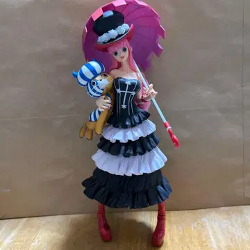 원피스 페로나 피규어