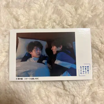 수학여행에서 친하지 않은 그룹에 들어갔습니다 카드 와타라이 히오키