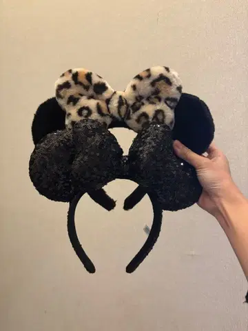 디즈니 머리띠 스팽글 블랙 레오파드